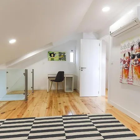 Campo De Ourique Duplex By Vosdomus Apartment *